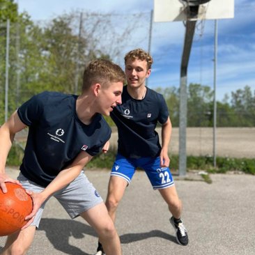 280569666 704530844125551 8803238065298764854 N